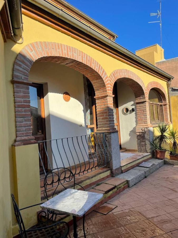 Aventina Holiday Home Burcei Zewnętrze zdjęcie