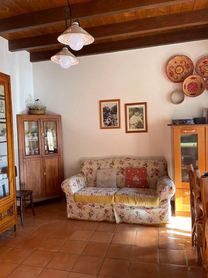 Aventina Holiday Home Burcei Zewnętrze zdjęcie