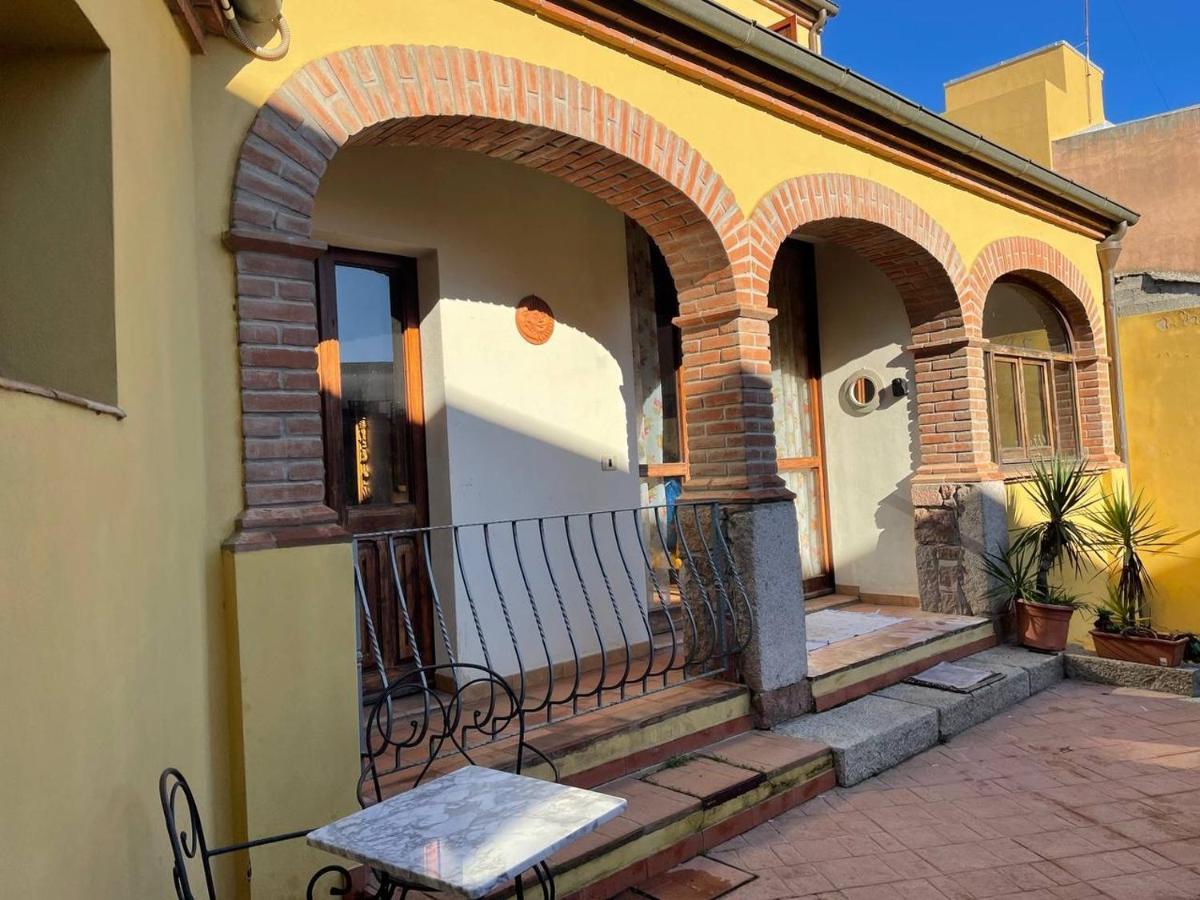 Aventina Holiday Home Burcei Zewnętrze zdjęcie